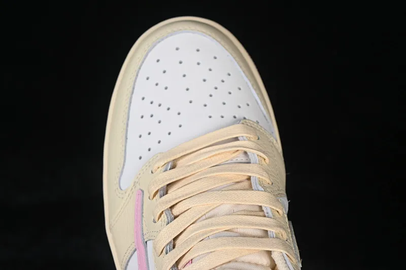 All Categories Air Jordan Jordan series basketball shoes Air Jordan 1 Low Travis Scott x Air Jordan 1 Low OG AJ1 Joe 1 joint overhead hook IQ7604-100